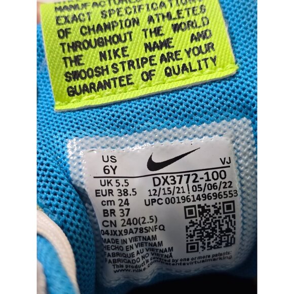 Nike Air Max Dawn GS Grade DX3772 100‎ Sneakers 6Y White/Blue/Gray Mesh & Suede - Picture 2 of 12